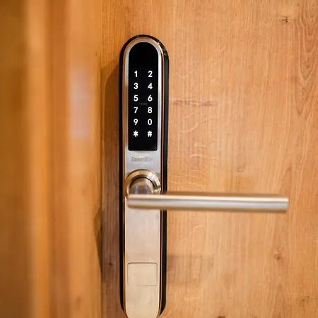 Lambert Residences Casa de hóspedes 3*