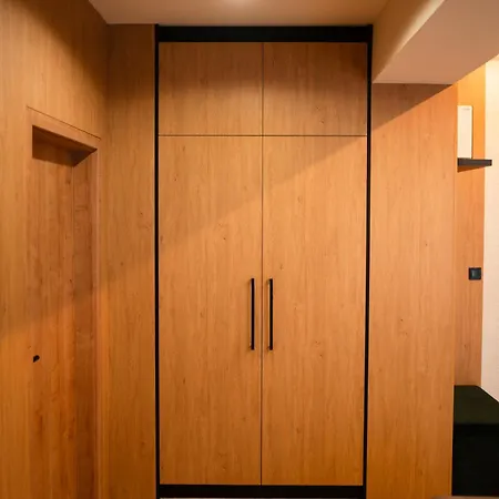 Πανσιόν Lambert Residences