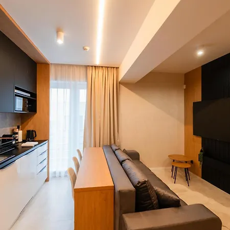 Lambert Residences 3*