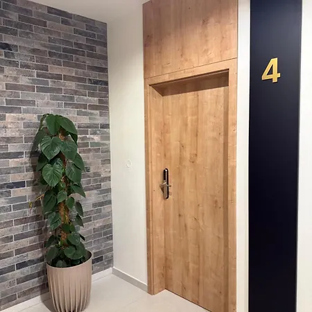 Lambert Residences Affittacamere