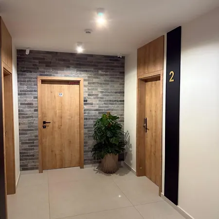 Lambert Residences Πανσιόν 3*