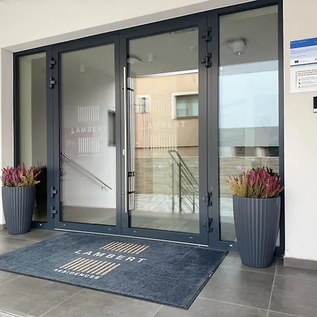 Lambert Residences Affittacamere