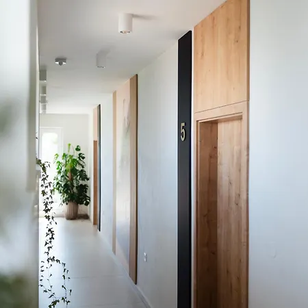 Lambert Residences Affittacamere 3*